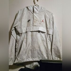 Jordan windbreaker, size - large, style - stone wash